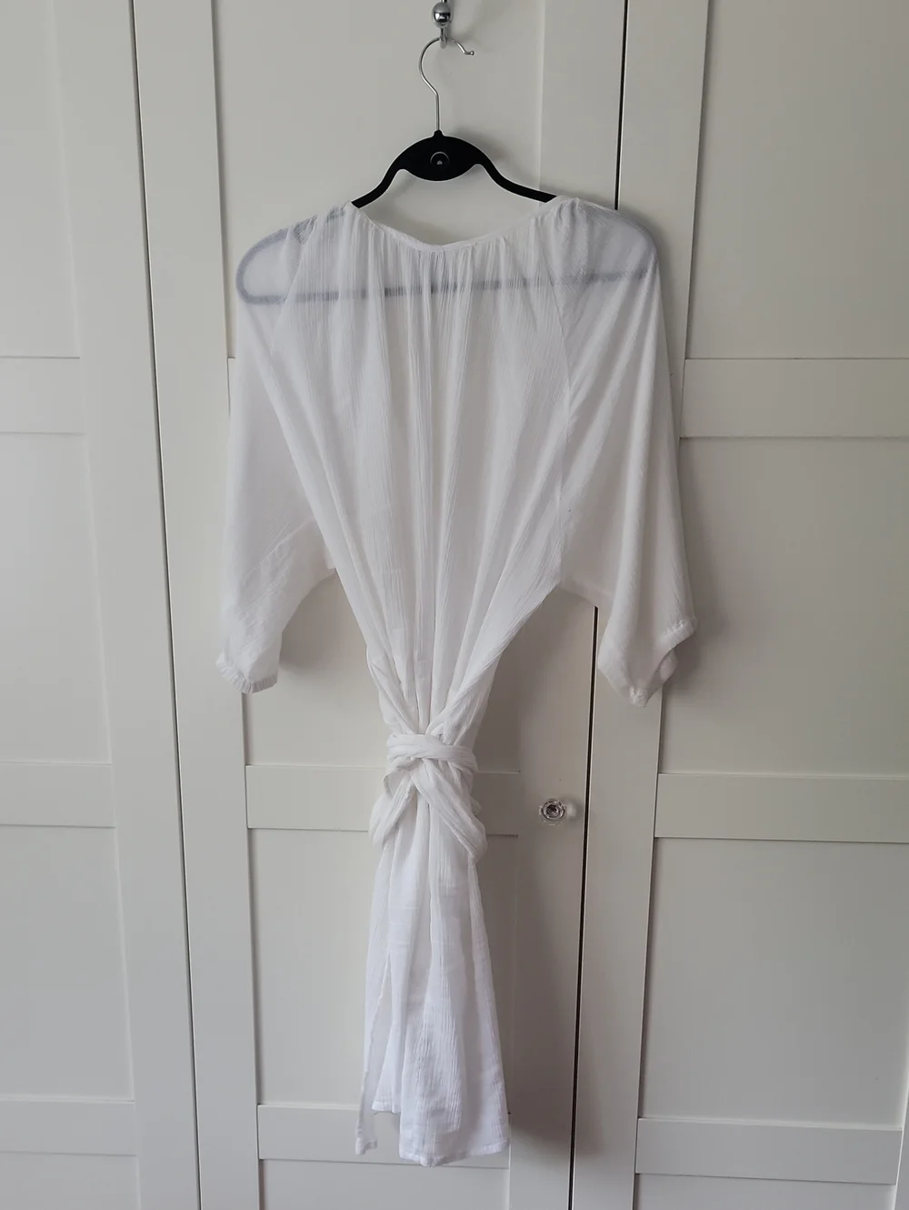 ❄️3/$30 White Wrap Dress with Tie Waist AND Second Tank Dress - Picture 4 of 7